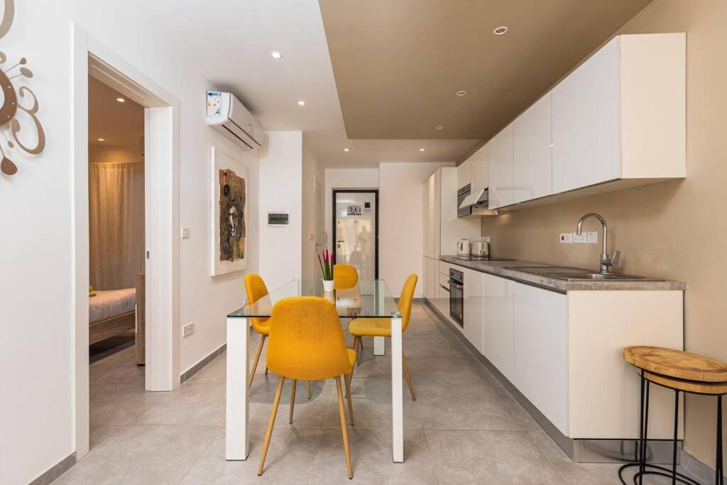 Sliema Smart Seaview Apartment Exterior photo